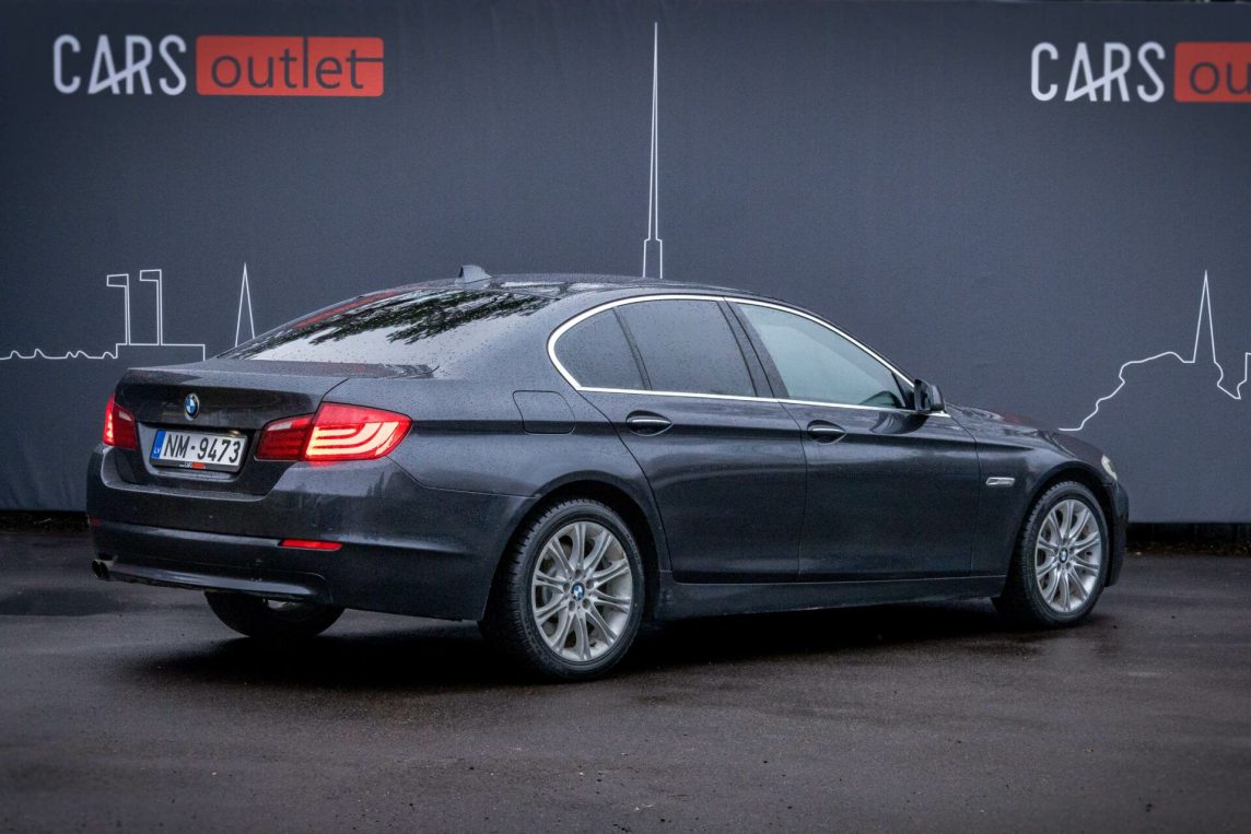 BMW 525