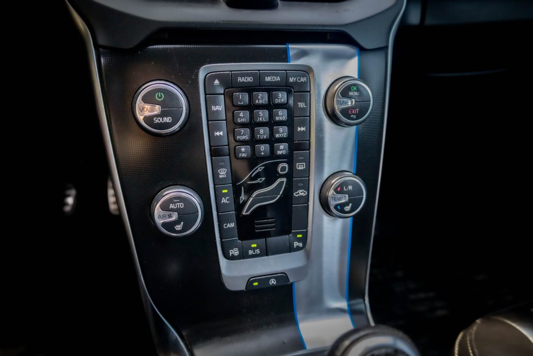 VOLVO V40