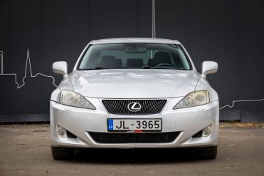 LEXUS IS 220
