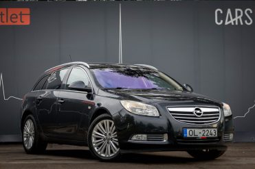 OPEL INSIGNIA SPORTS TOURER