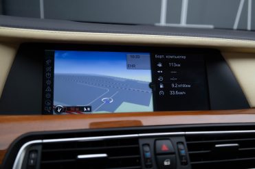 BMW 740