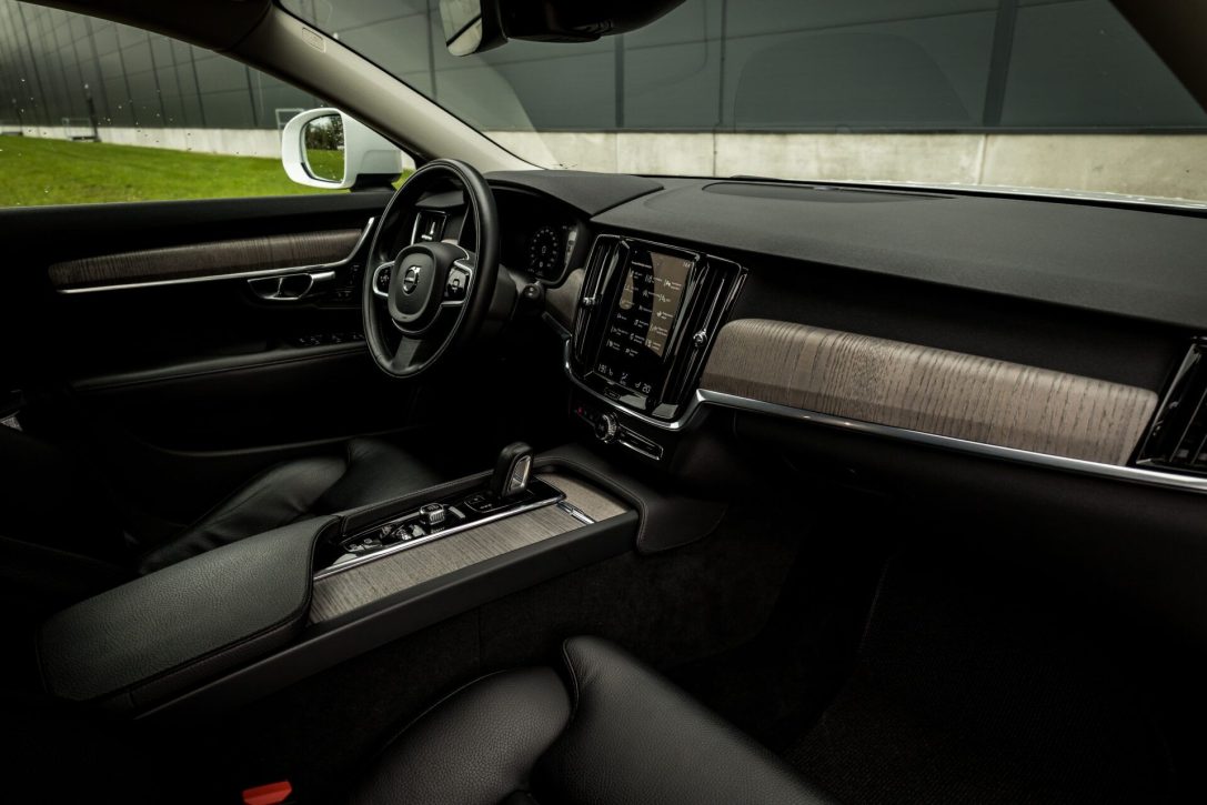 VOLVO V90 CROSS COUNTRY
