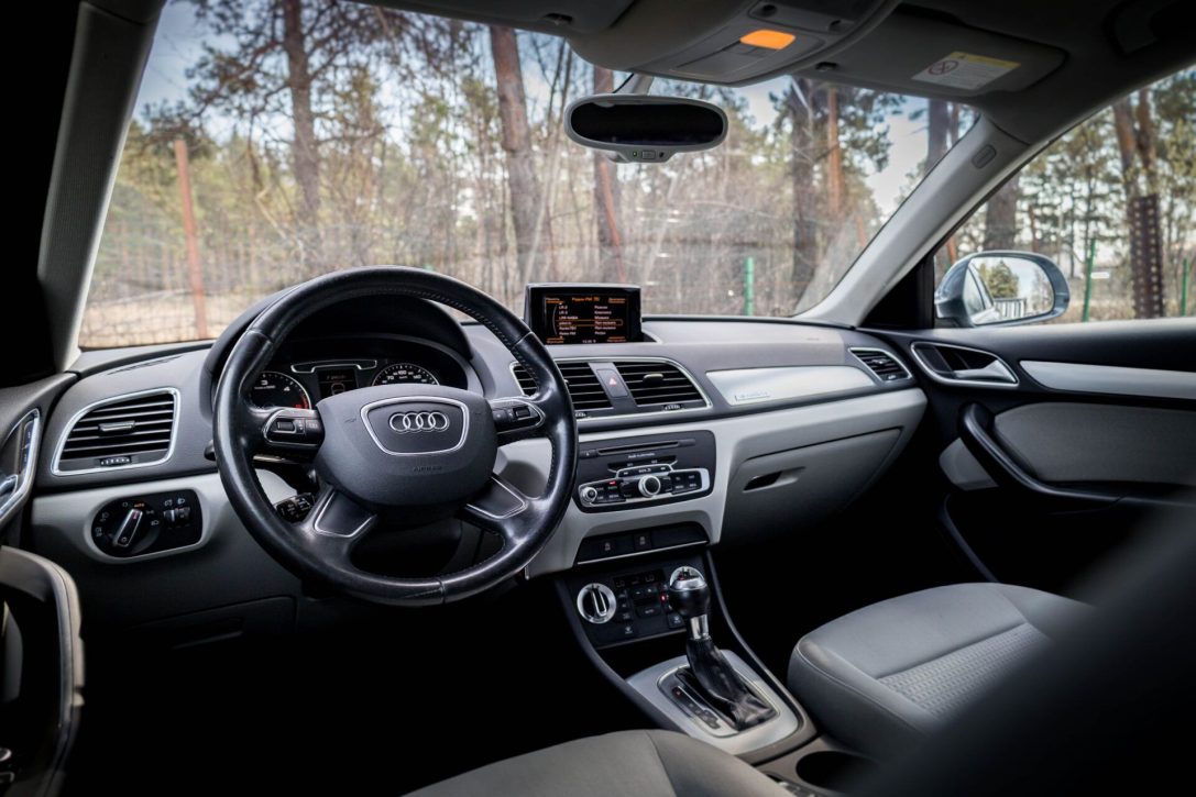 AUDI Q3