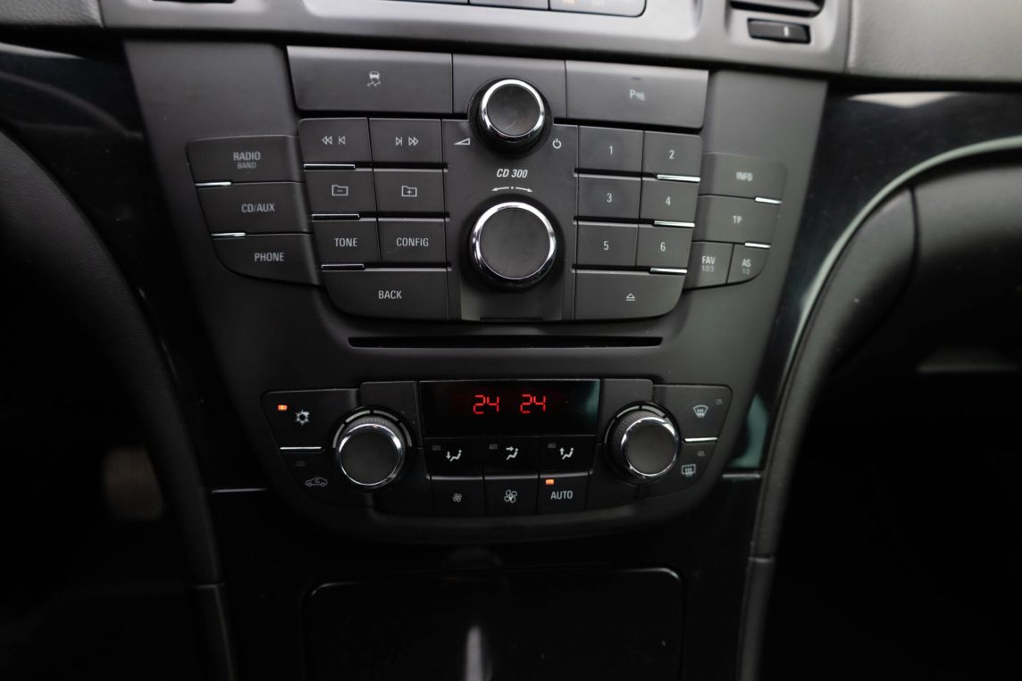 OPEL INSIGNIA SPORTS TOURER
