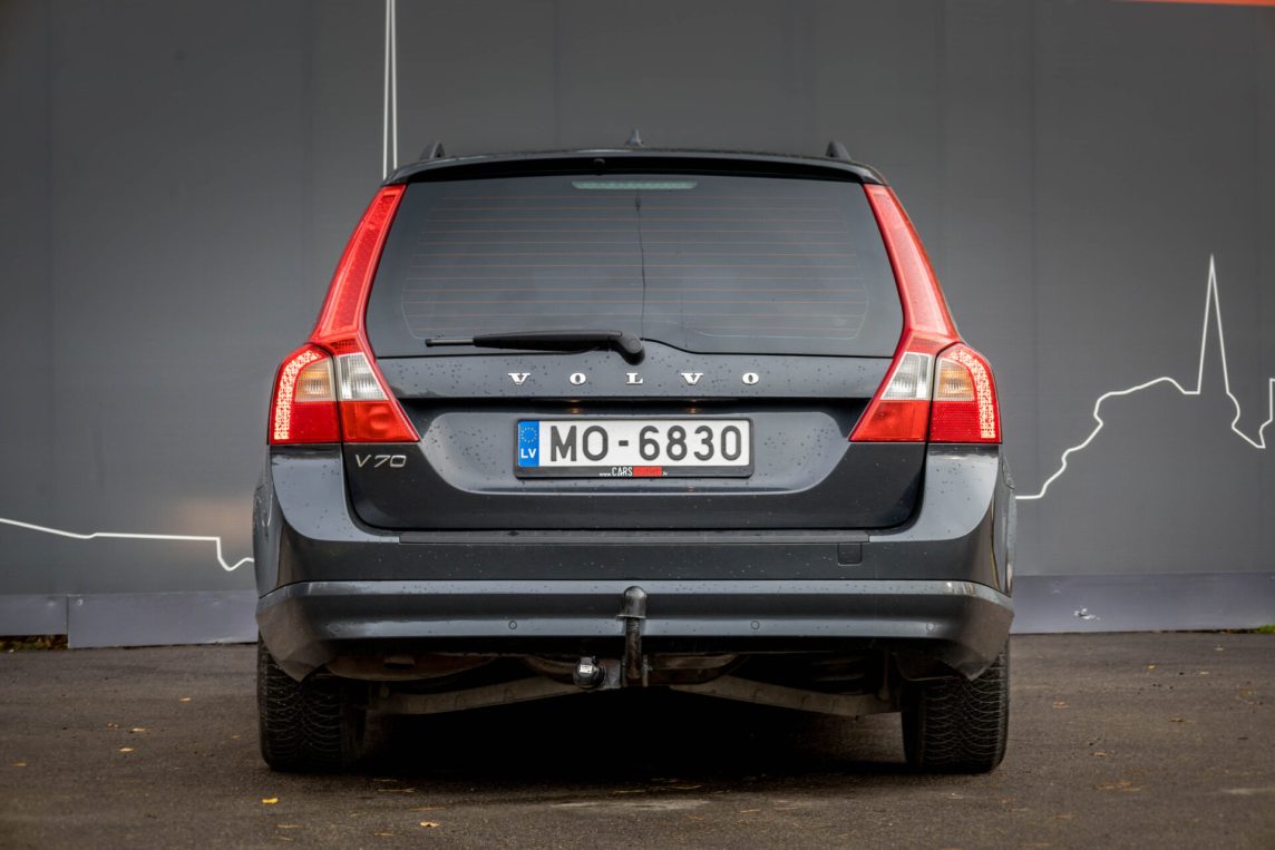 VOLVO V70