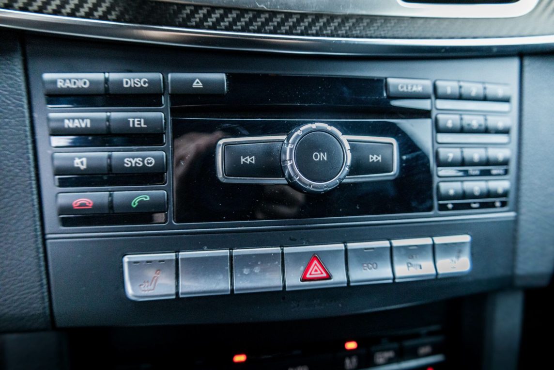 MERCEDES BENZ E200 CDI
