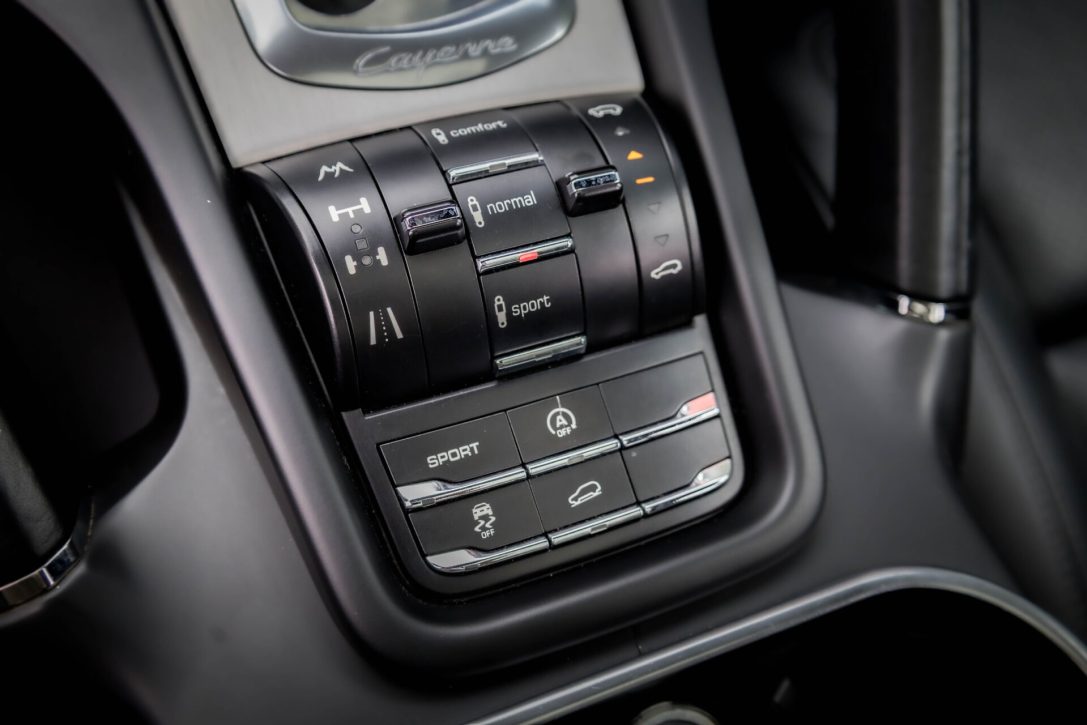 PORSCHE CAYENNE DIESEL