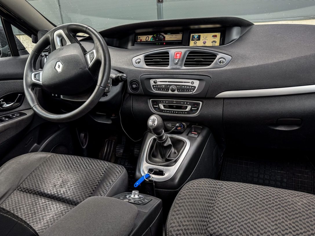 RENAULT MEGANE SCENIC