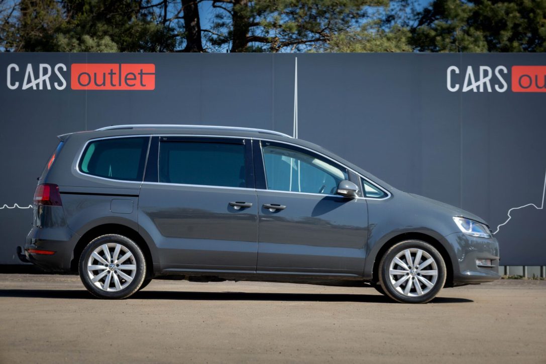 VW SHARAN