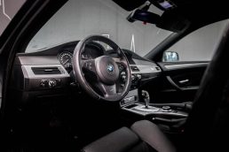 BMW 525