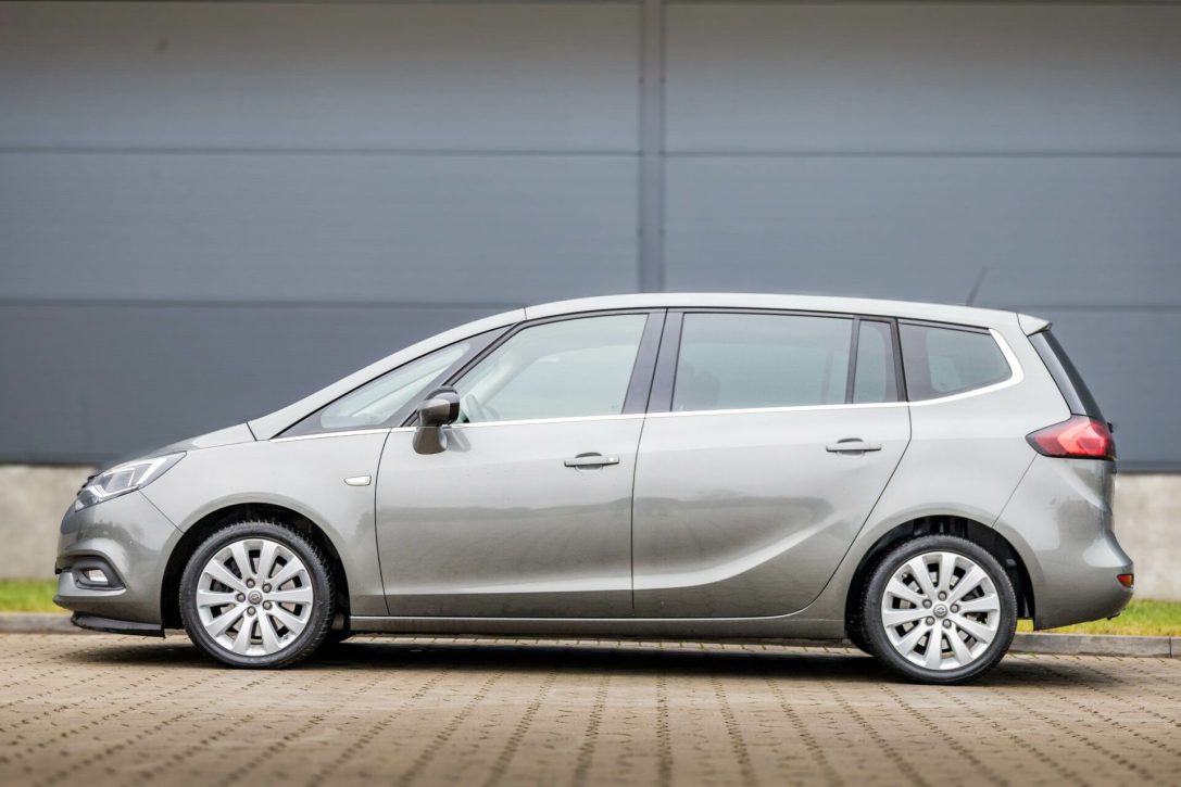 OPEL ZAFIRA TOURER