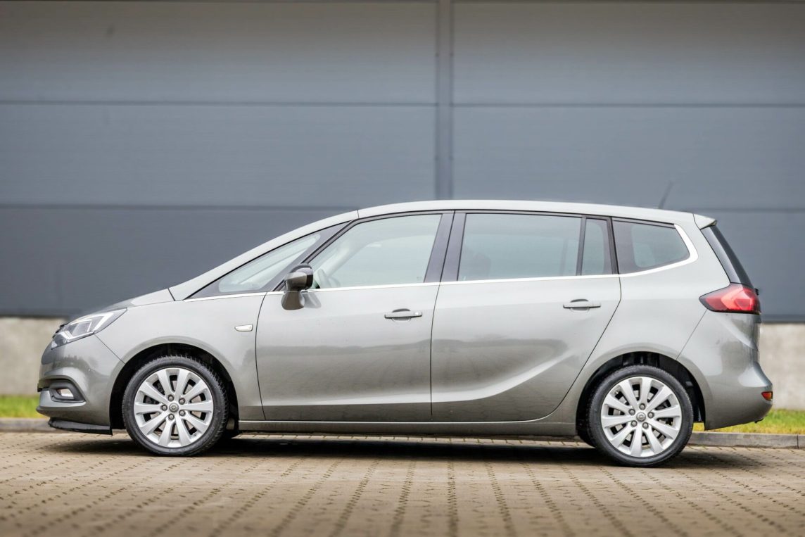 OPEL ZAFIRA TOURER