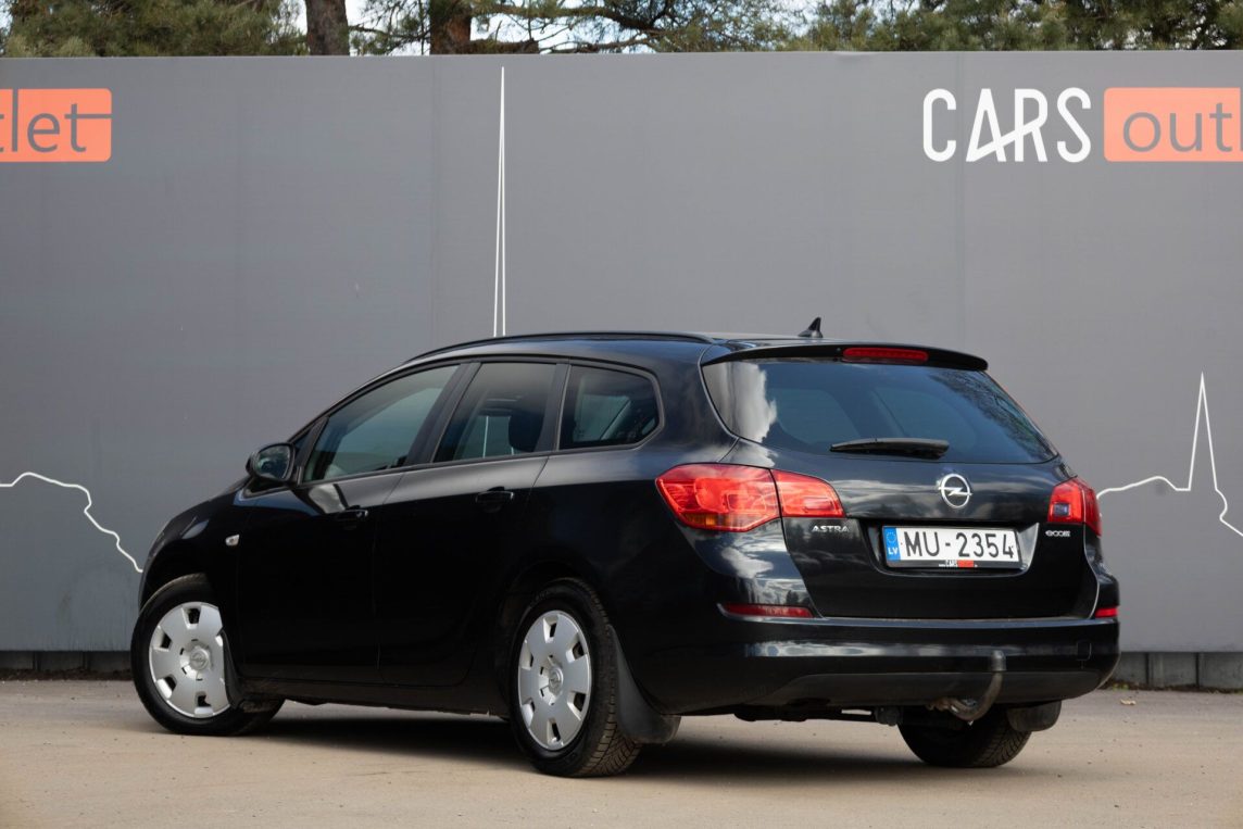 OPEL ASTRA SPORTS TOURER