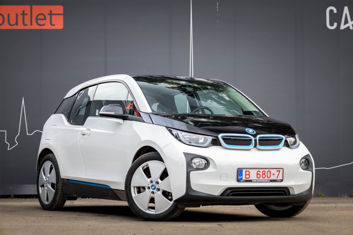 BMW I I3