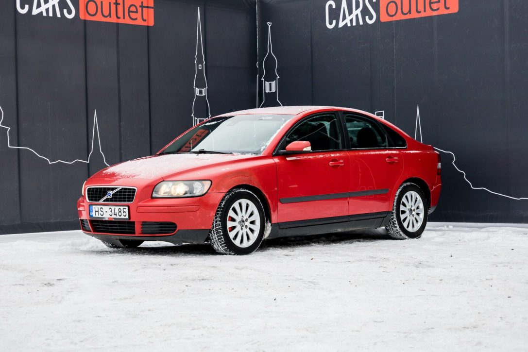 VOLVO S40