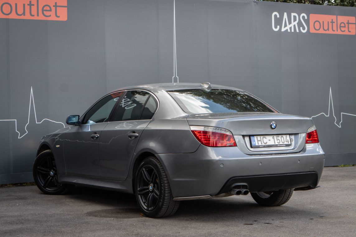 BMW 525