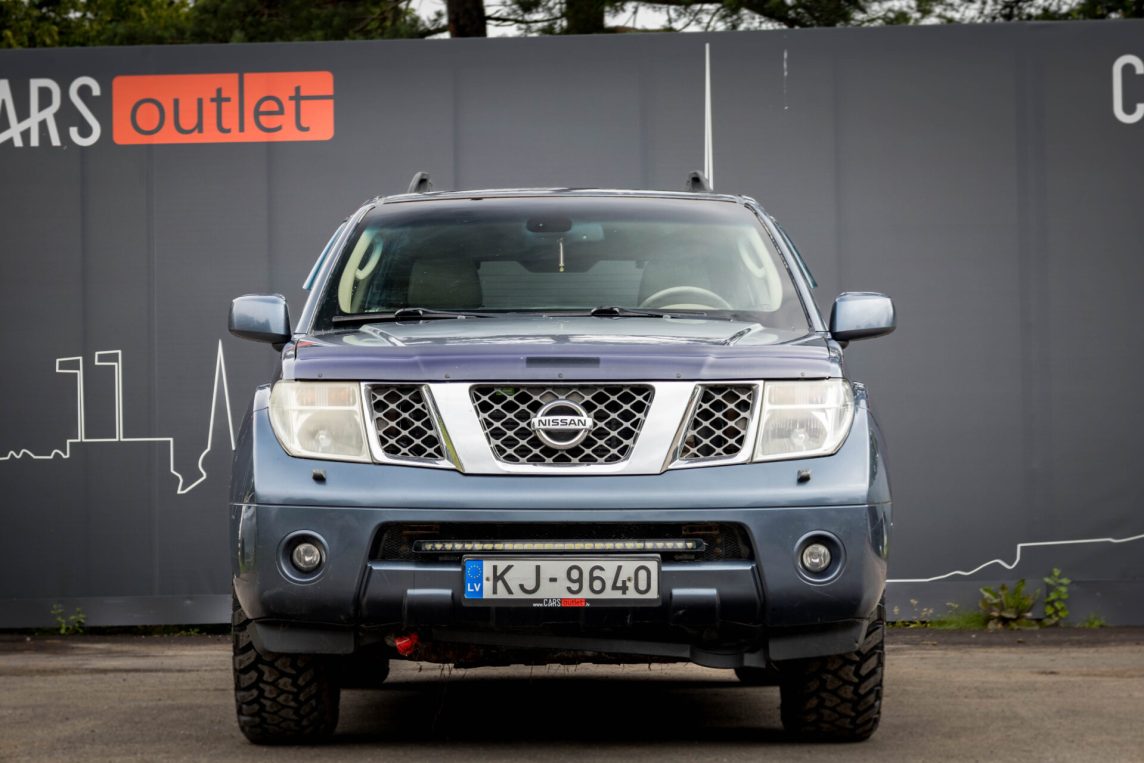 NISSAN PATHFINDER