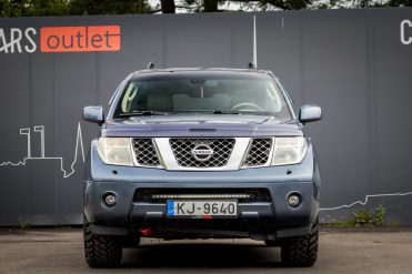 NISSAN PATHFINDER