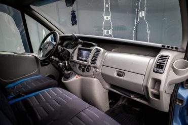 OPEL VIVARO