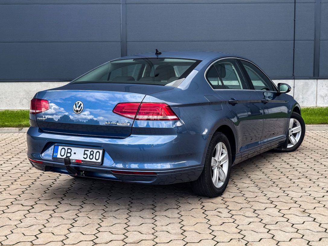 VW PASSAT