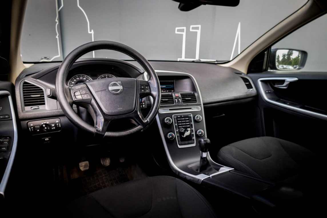 VOLVO XC60