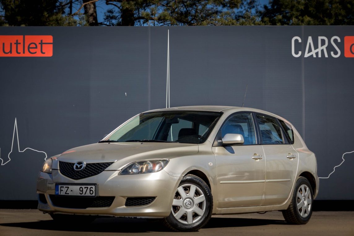 MAZDA 3
