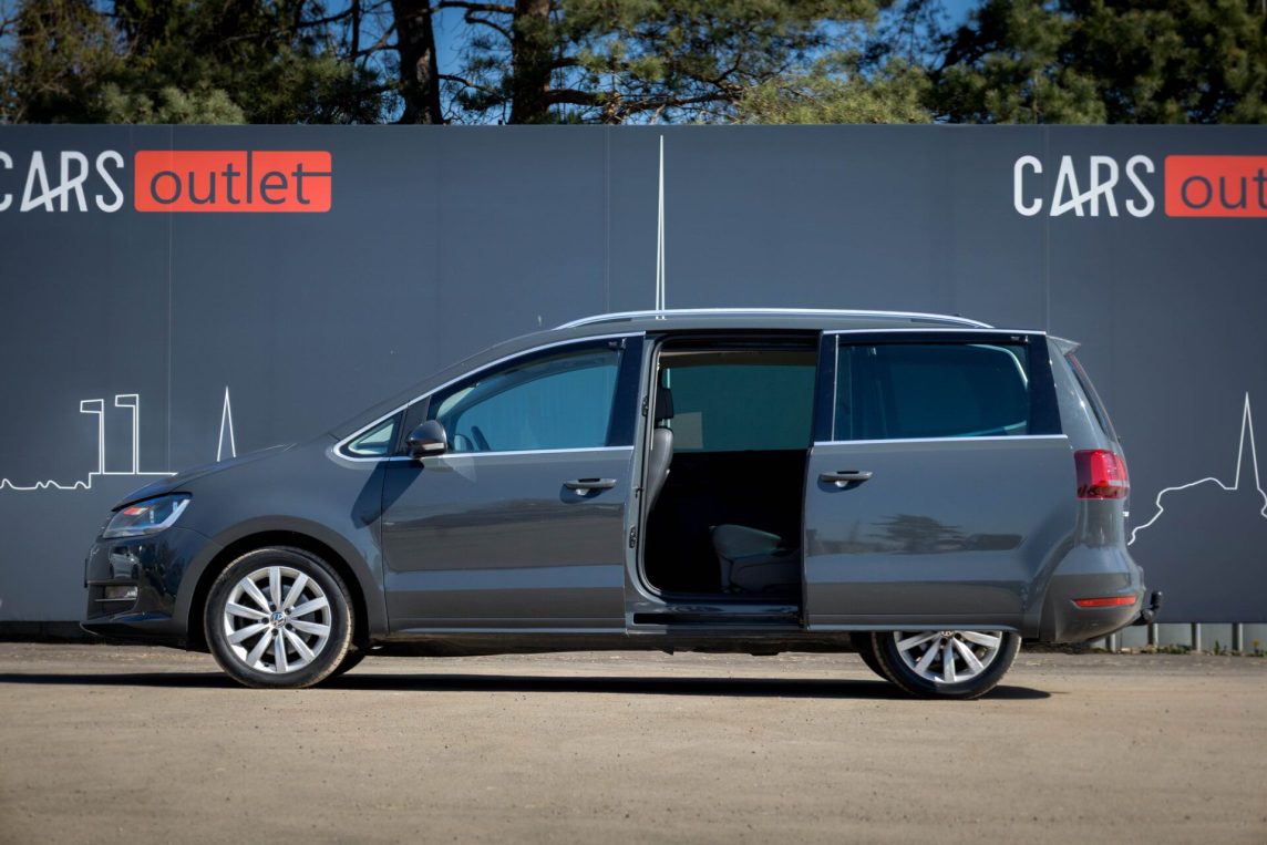 VW SHARAN