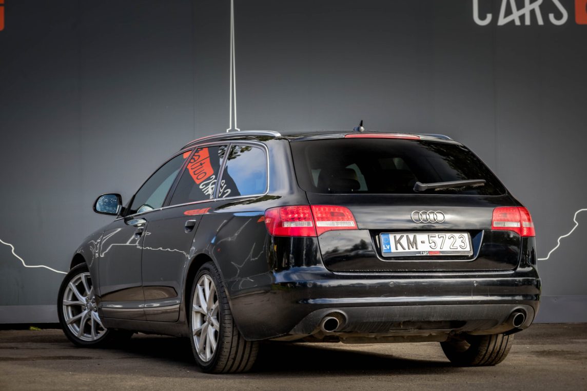 AUDI A6 AVANT