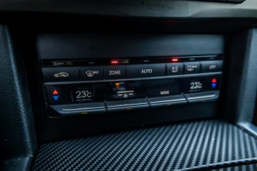MERCEDES BENZ E200 CDI