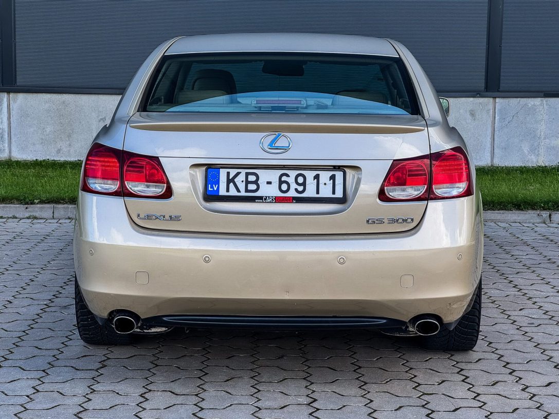 LEXUS GS 300