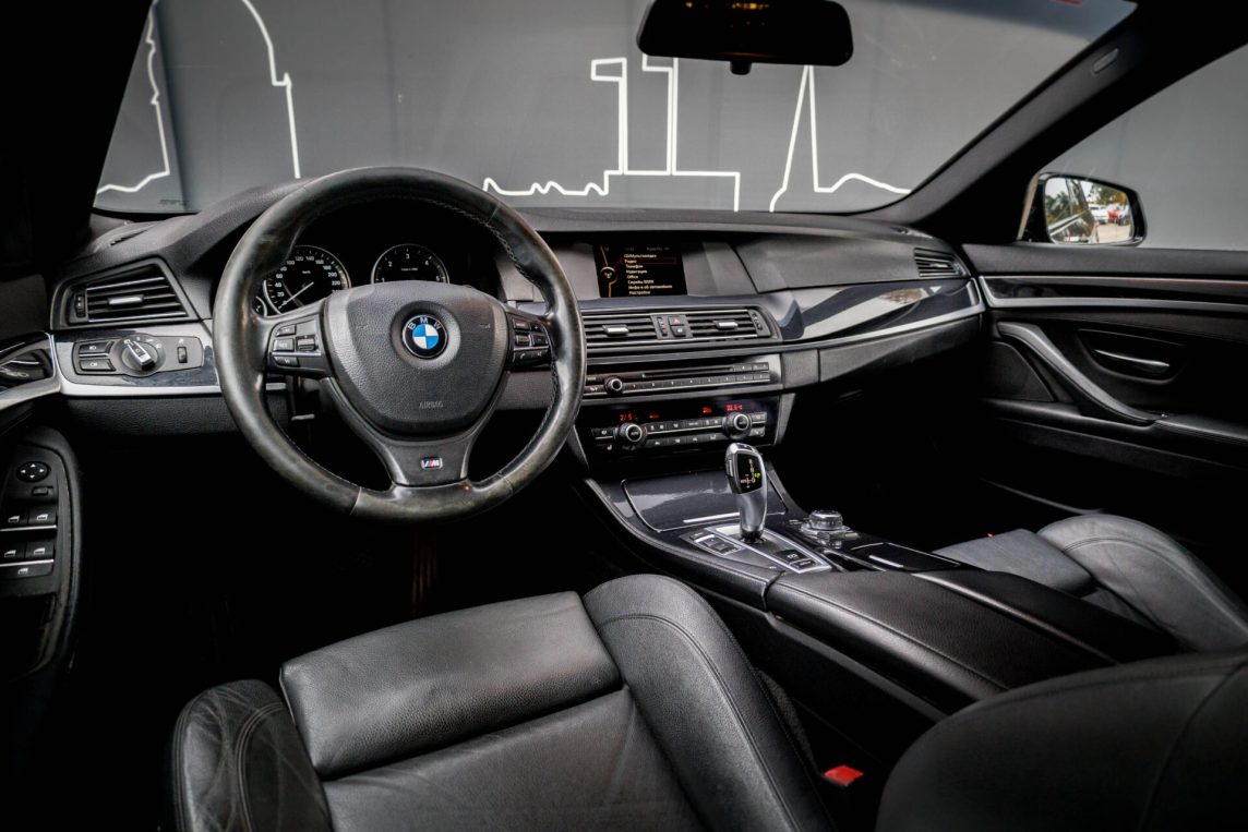 BMW 525