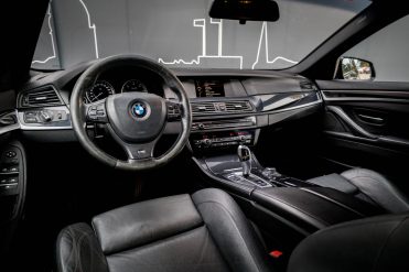BMW 525