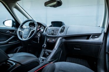 OPEL ZAFIRA TOURER