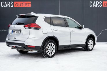 NISSAN X TRAIL