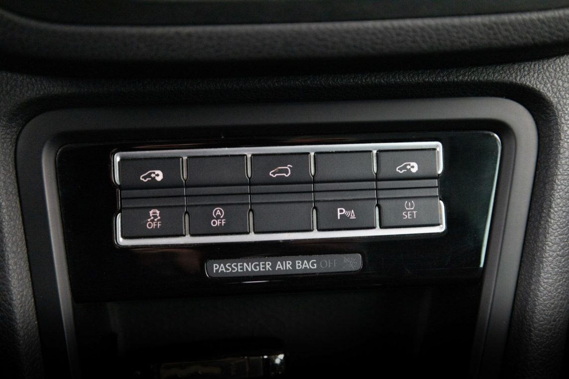 VW SHARAN