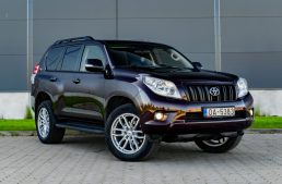 TOYOTA LAND CRUISER