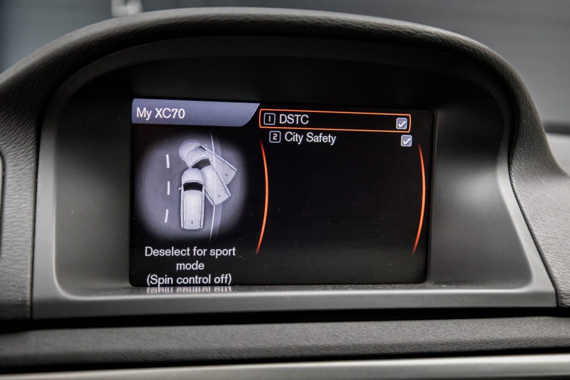 VOLVO XC70