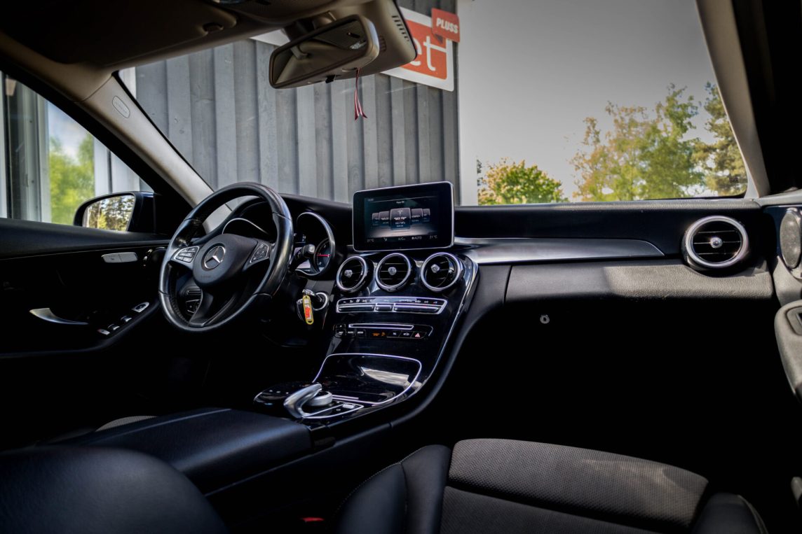 MERCEDES BENZ C200 BLUETEC