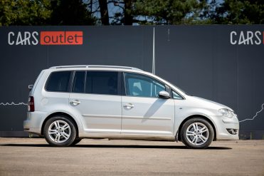 VW TOURAN
