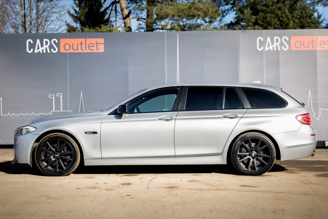 BMW 530
