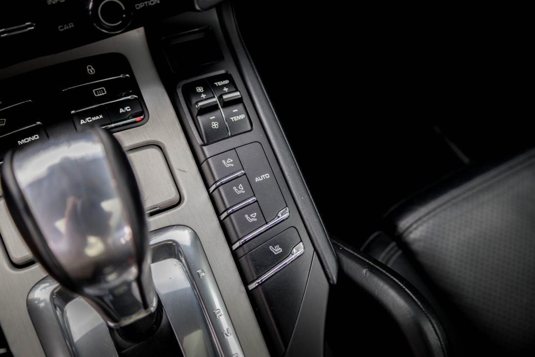 PORSCHE CAYENNE DIESEL