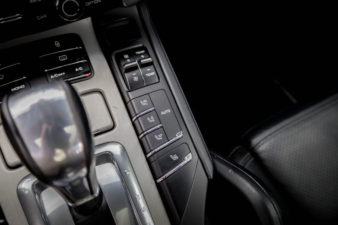 PORSCHE CAYENNE DIESEL