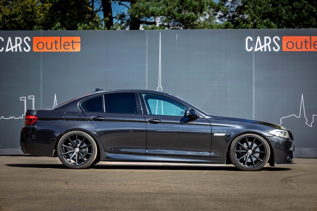 BMW 525
