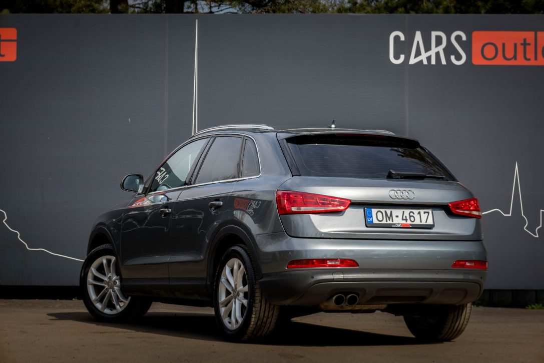 AUDI Q3