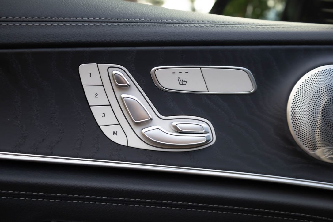 MERCEDES BENZ E220 D