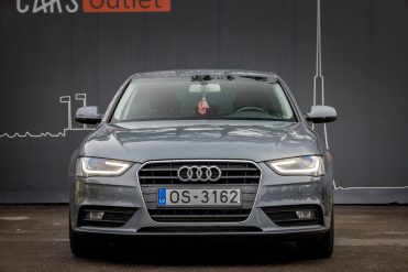 AUDI A4 LIMOUSINE
