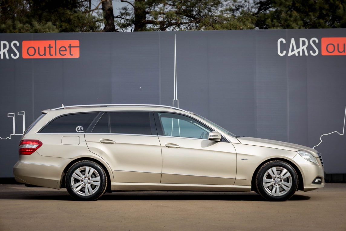 MERCEDES BENZ E250