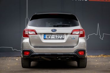 SUBARU OUTBACK