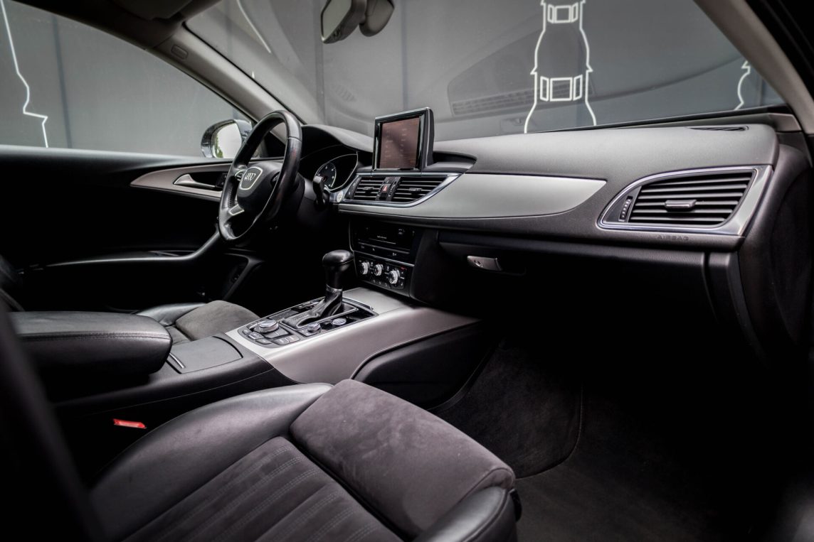 AUDI A6 LIMOUSINE