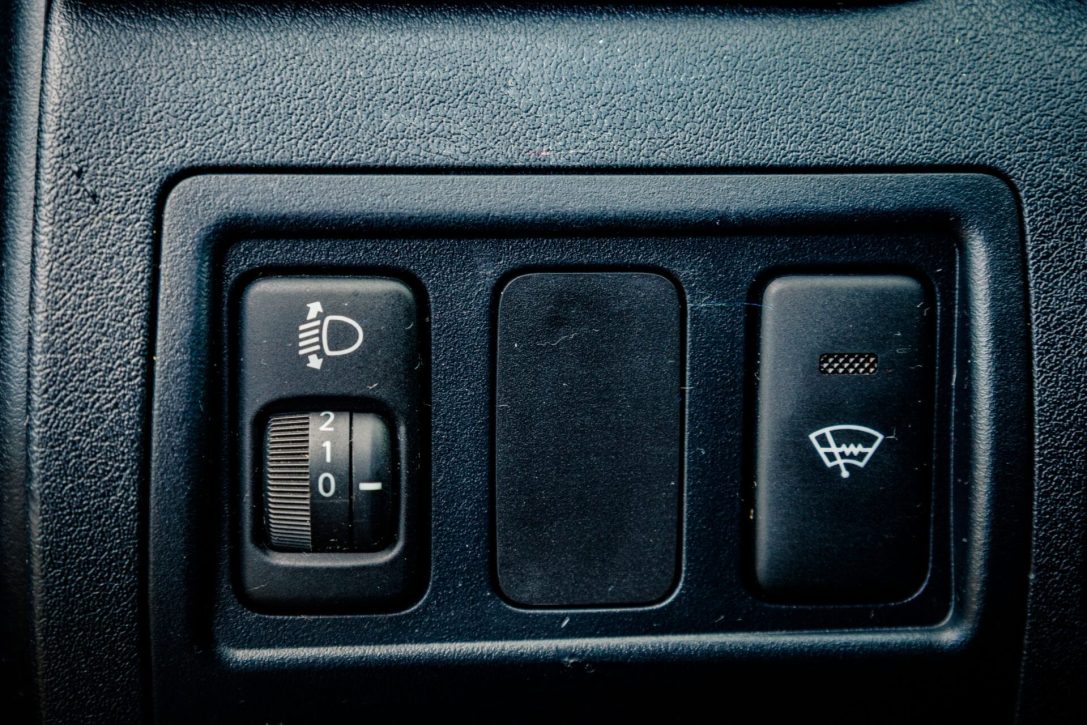 LEXUS IS 220
